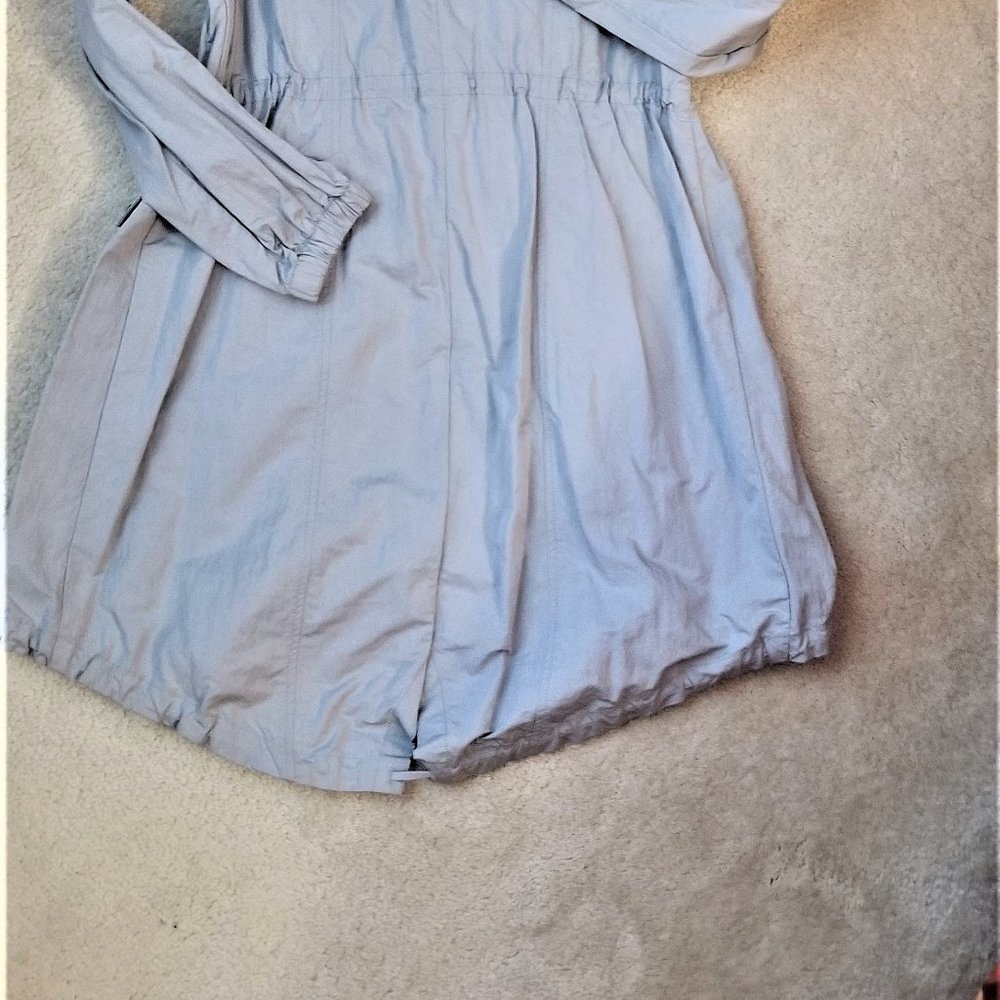 Banana Republic rain coat with ruffled collar M - Picture 8 of 12